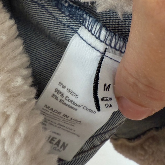 NWT LE JEAN Gracie Sherpa Vest - Picture 14 of 14